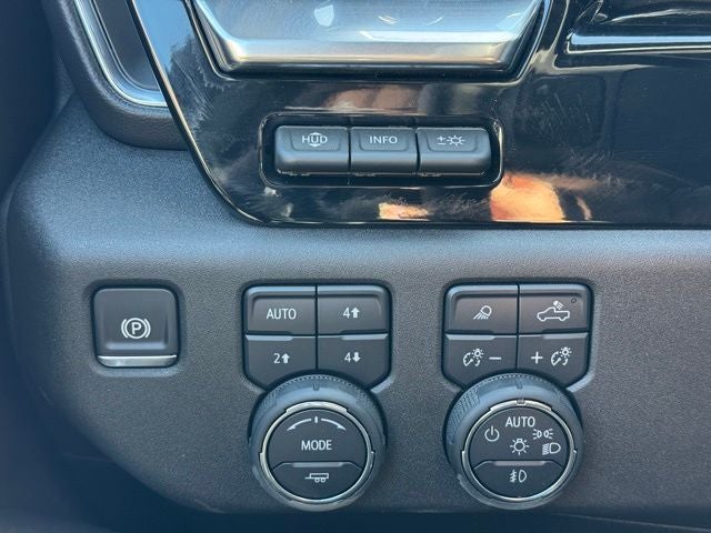 2025 Chevrolet Silverado 3500HD High Country