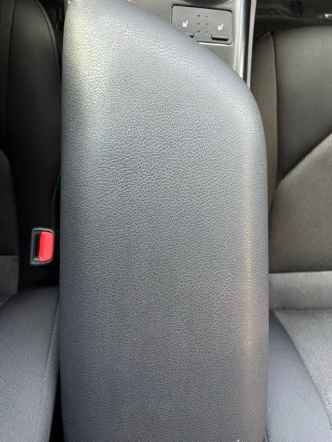 2018 Toyota Camry Hybrid LE