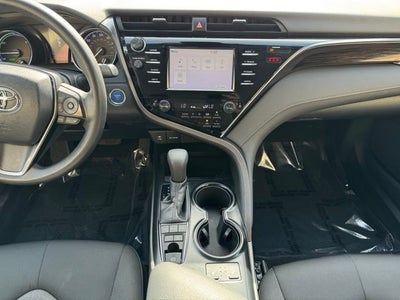 2018 Toyota Camry Hybrid LE