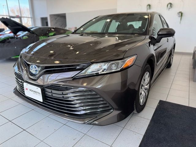 2018 Toyota Camry Hybrid LE