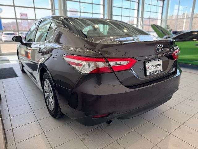 2018 Toyota Camry Hybrid LE