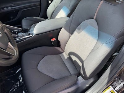 2018 Toyota Camry Hybrid LE