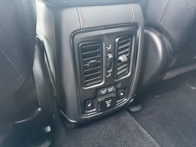 2020 Jeep Grand Cherokee Summit