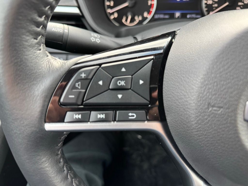 2023 Nissan Altima 2.5 SL