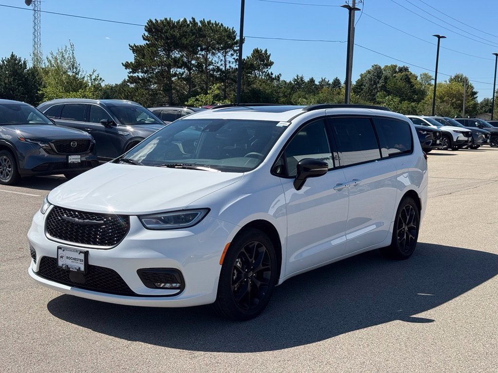 2025 Chrysler Pacifica Limited