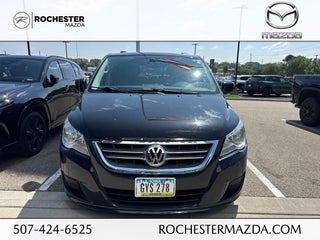 2013 Volkswagen Routan SE