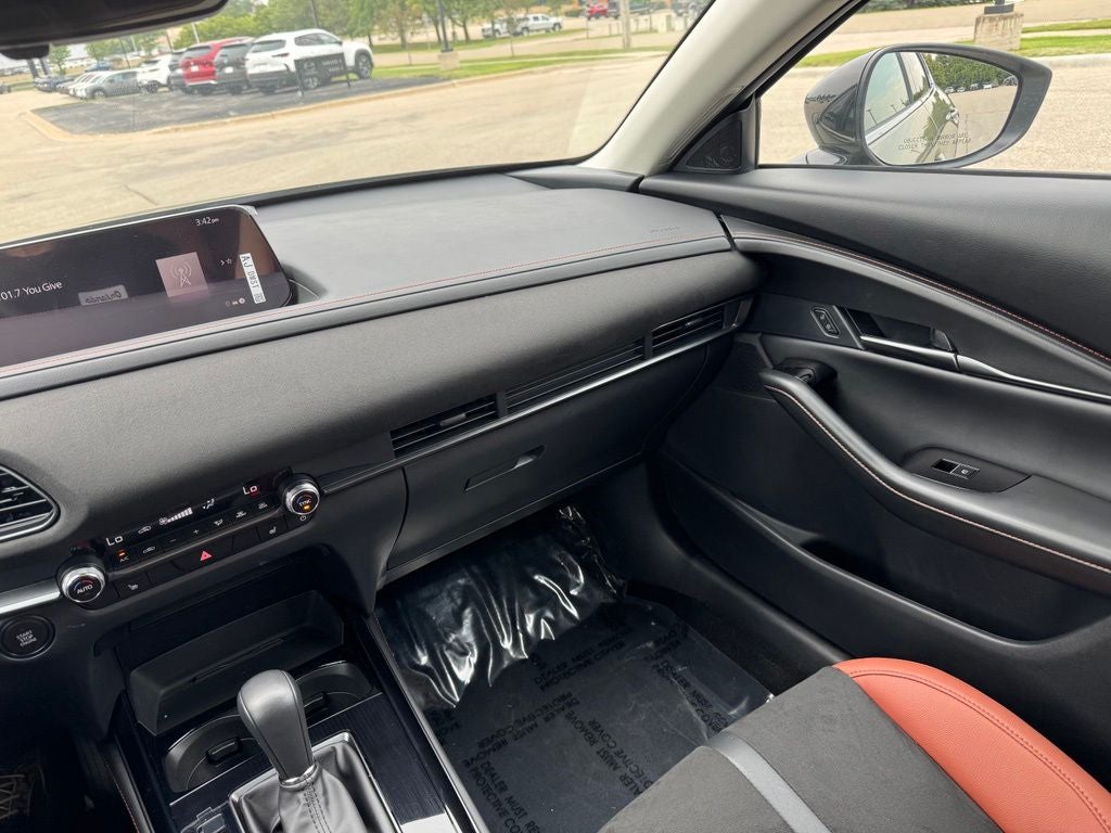 2025 Mazda Mazda CX-30 2.5 Carbon Turbo