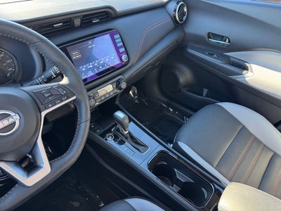 2022 Nissan Kicks SR