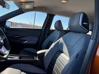 2022 Nissan Kicks SR