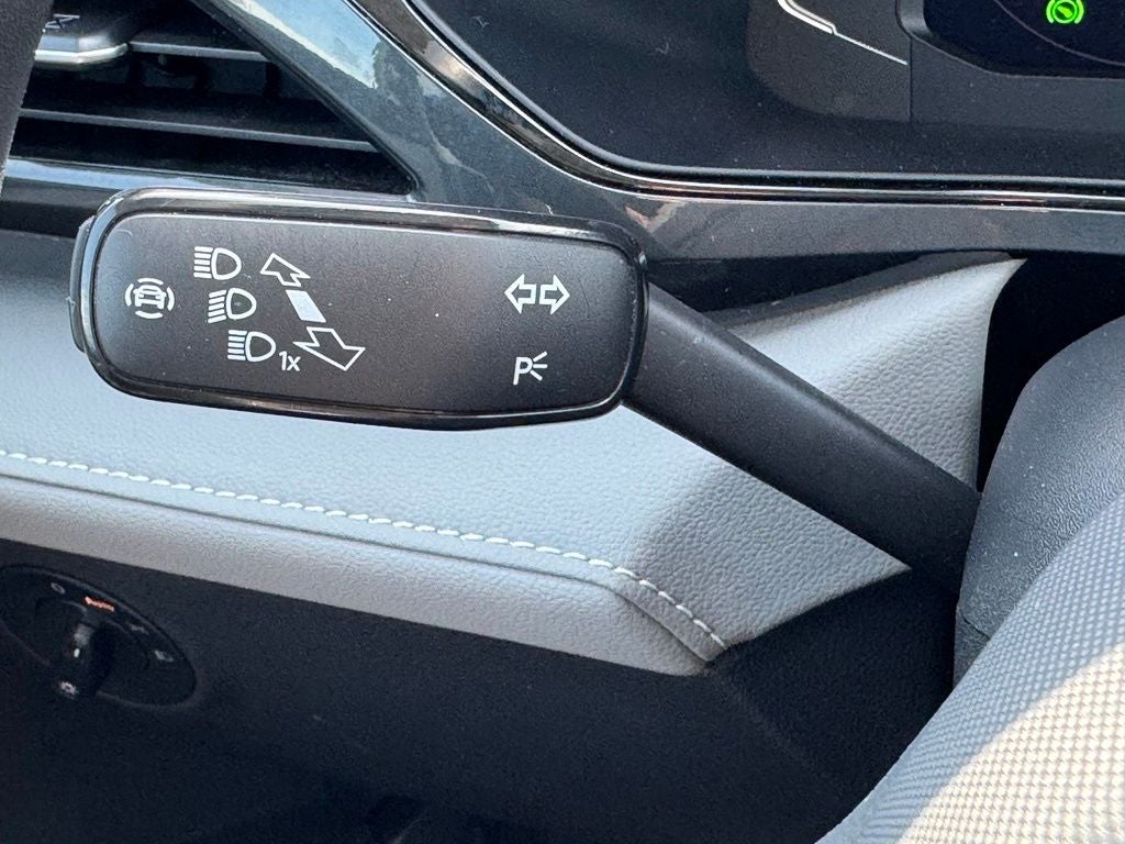 2024 Volkswagen Taos 1.5T SEL
