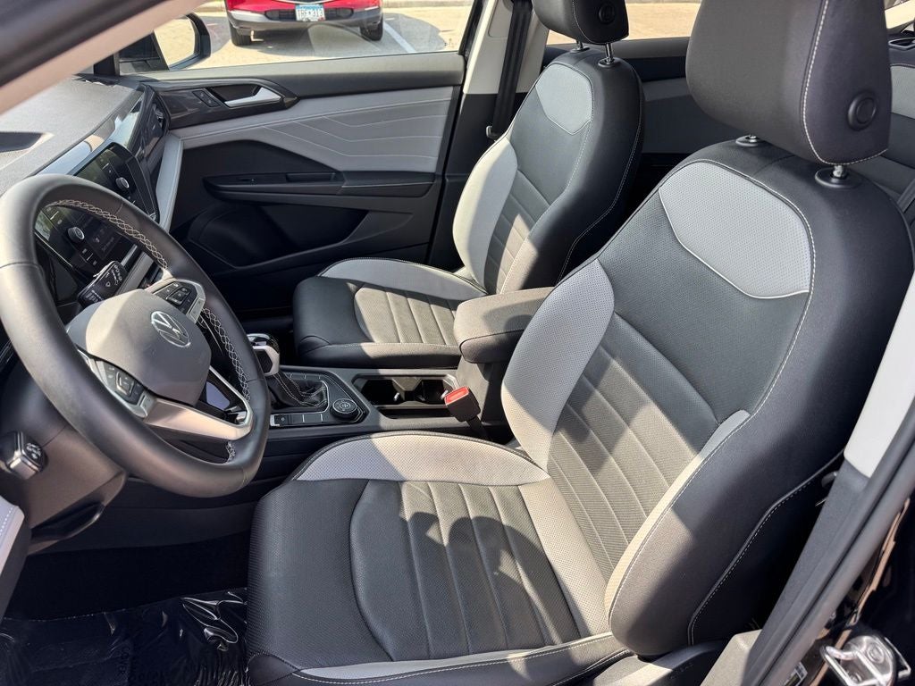 2024 Volkswagen Taos 1.5T SEL