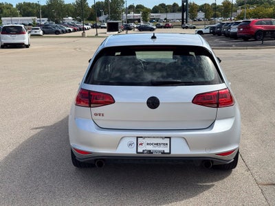 2017 Volkswagen Golf GTI SE