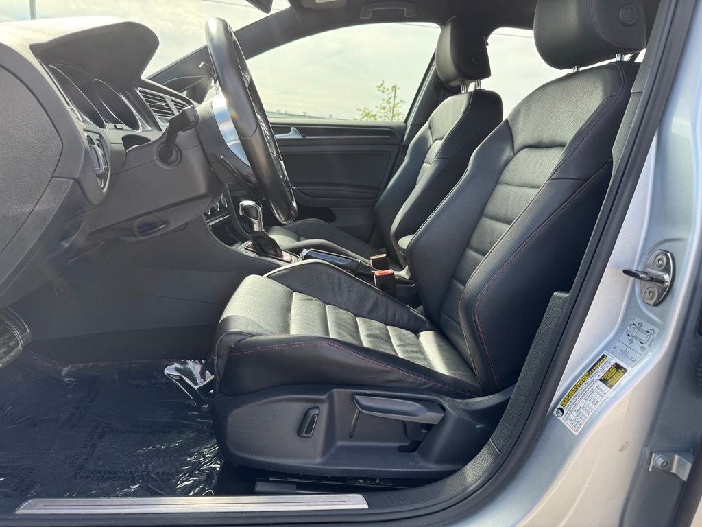 2017 Volkswagen Golf GTI SE