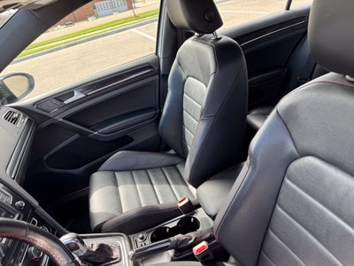 2017 Volkswagen Golf GTI SE