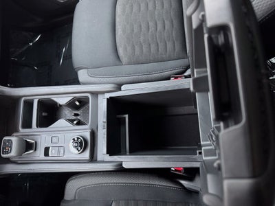 2025 Nissan Pathfinder S