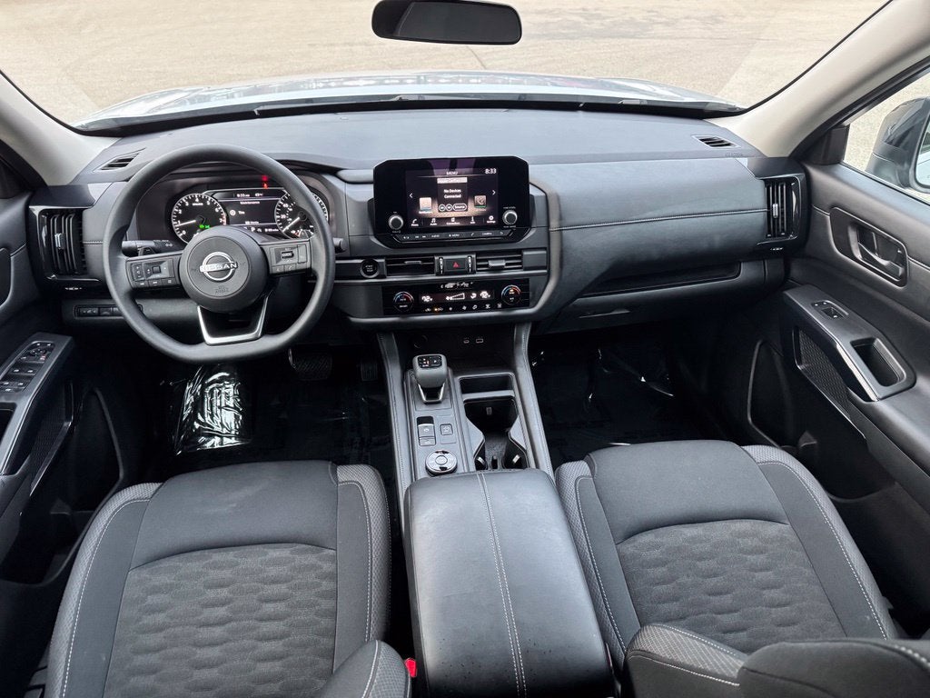 2025 Nissan Pathfinder S