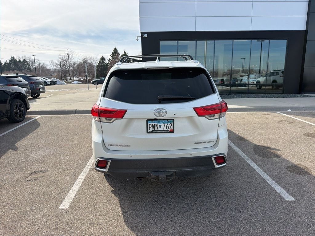2019 Toyota Highlander Limited Platinum