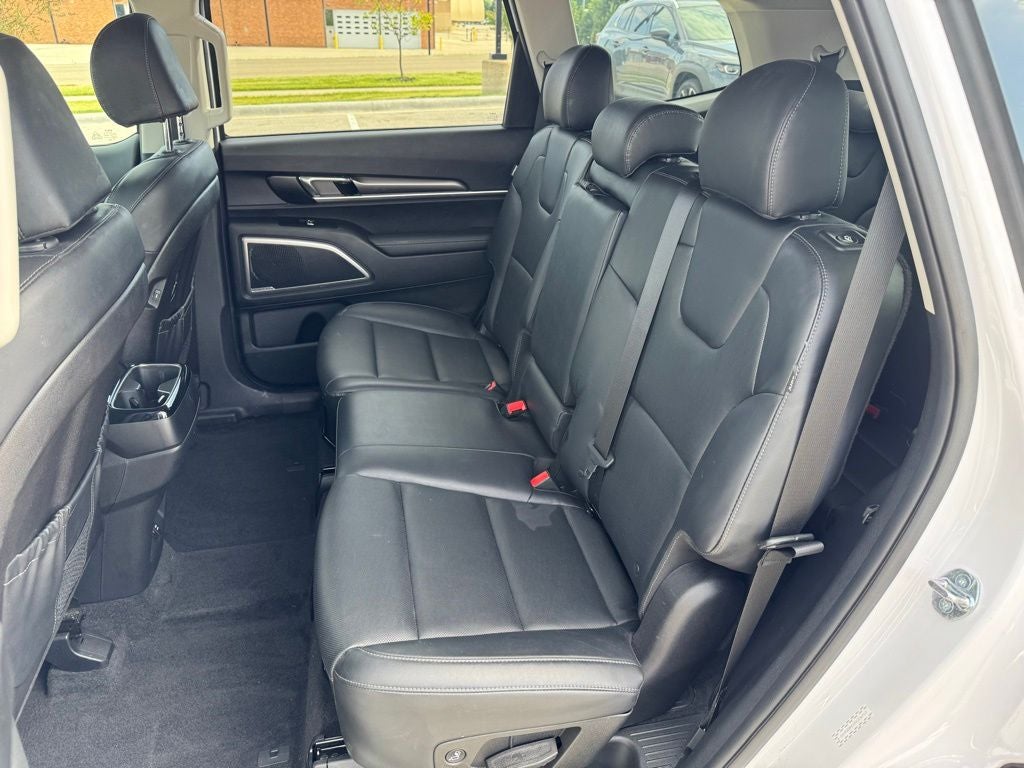 2023 Kia Telluride LX