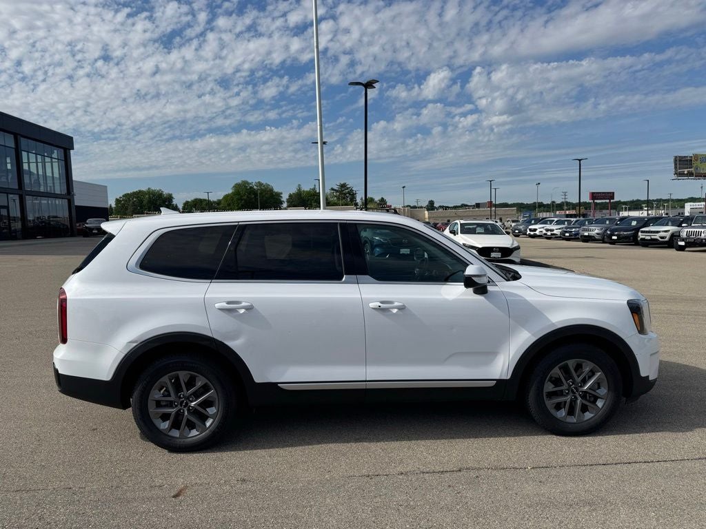2023 Kia Telluride LX