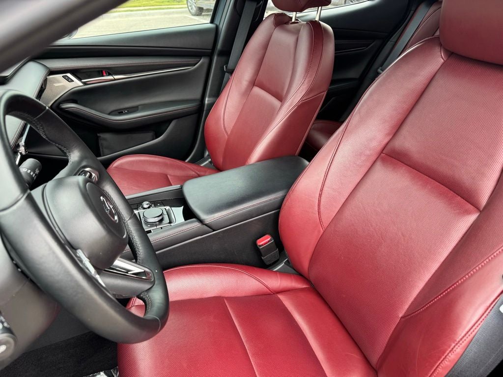 2023 Mazda Mazda3 2.5 S Carbon Edition FWD