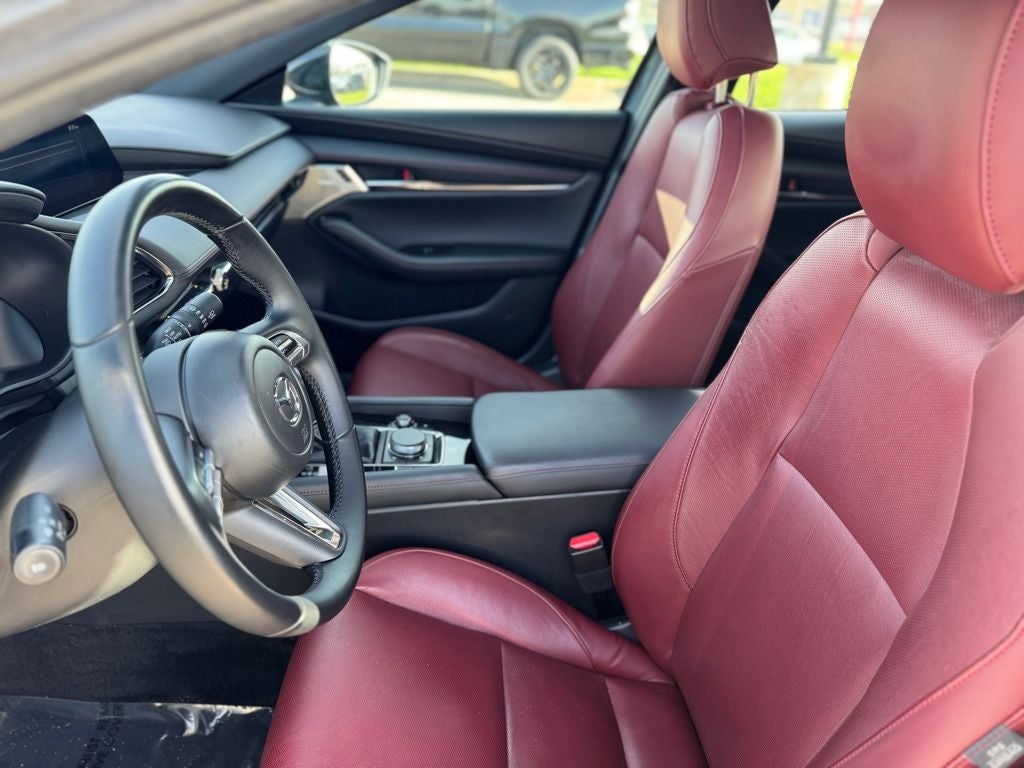 2023 Mazda Mazda3 2.5 S Carbon Edition