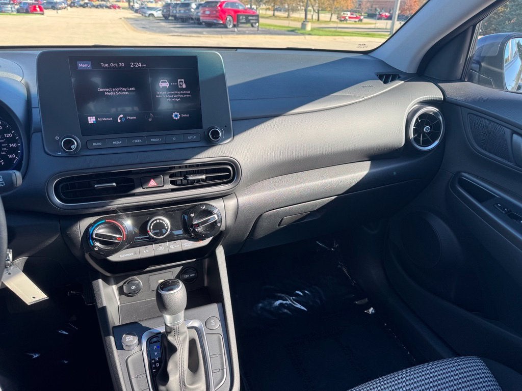Used 2023 Hyundai Kona SE with VIN KM8K2CAB3PU058915 for sale in Rochester, Minnesota