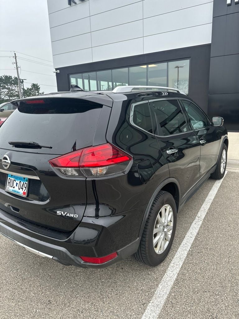 2017 Nissan Rogue SV