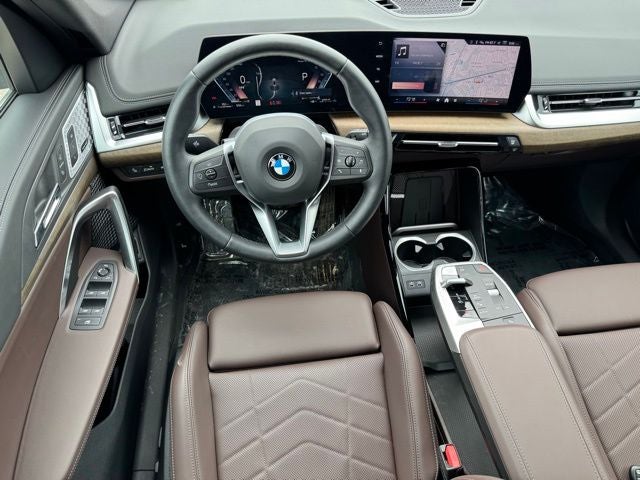 2025 BMW X1 xDrive28i w/ Panoramic Moonroof