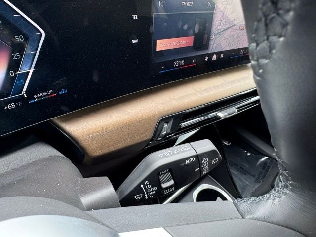 2025 BMW X1 xDrive28i w/ Panoramic Moonroof