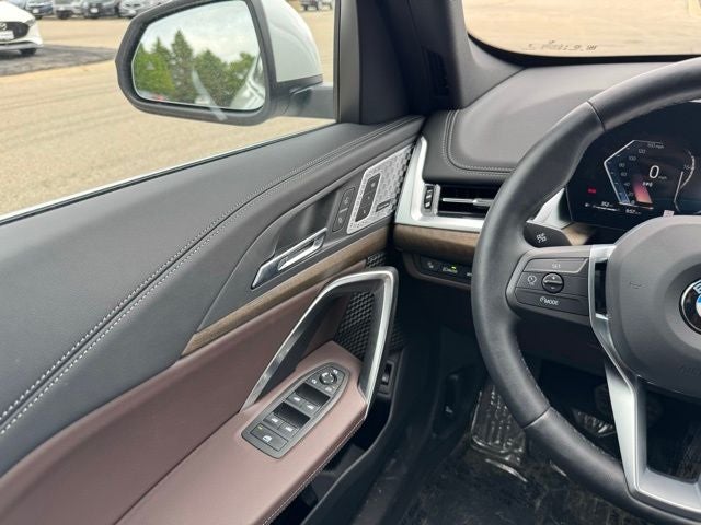 2025 BMW X1 xDrive28i w/ Panoramic Moonroof