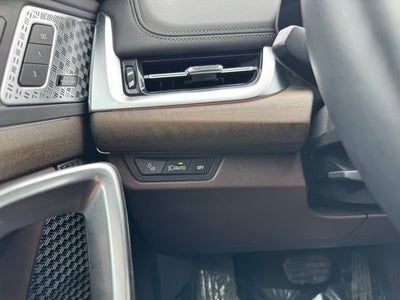 2025 BMW X1 xDrive28i w/ Panoramic Moonroof