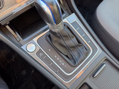 2016 Volkswagen e-Golf SE