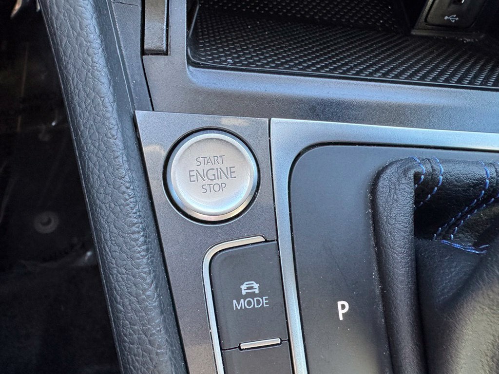 2016 Volkswagen e-Golf SE