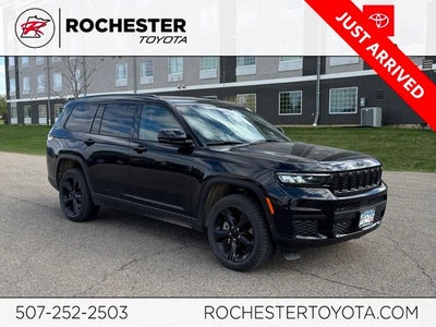 2022 Jeep Grand Cherokee L Altitude 4WD