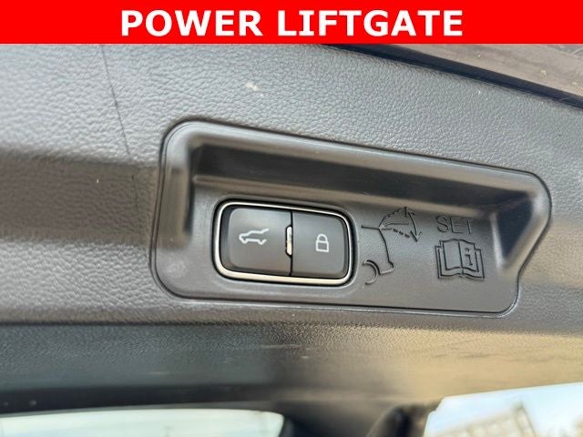 2022 Ford Explorer ST 4WD