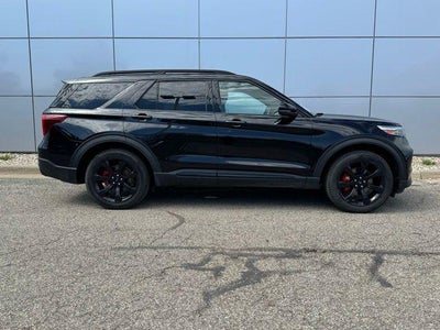 2022 Ford Explorer ST 4WD