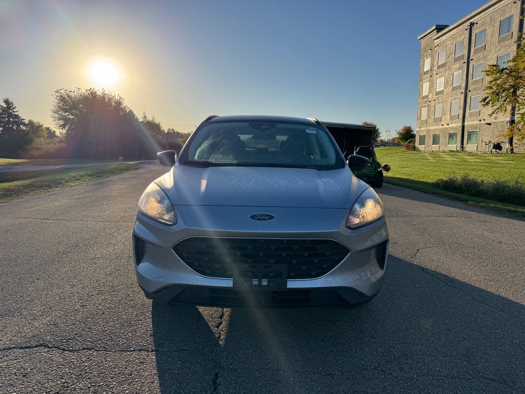 2022 Ford Escape Hybrid SE AWD