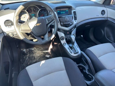 2014 Chevrolet Cruze LS FWD