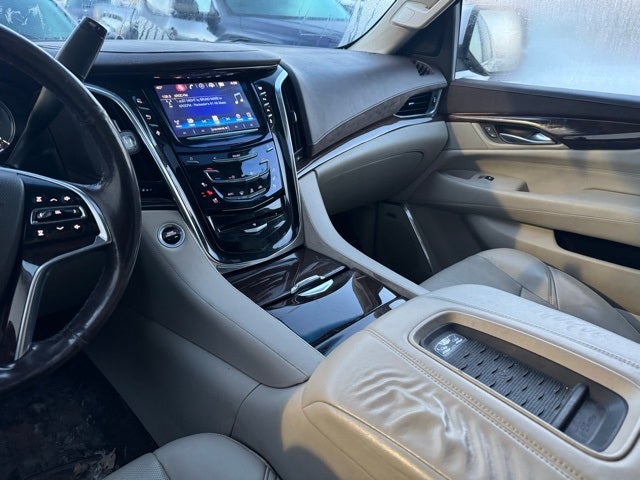 2016 Cadillac Escalade ESV Luxury 4WD