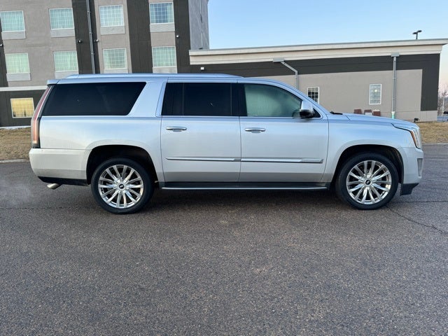 2016 Cadillac Escalade ESV Luxury 4WD
