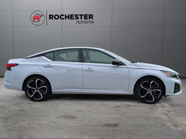 2024 Nissan Altima 2.5 SR FWD