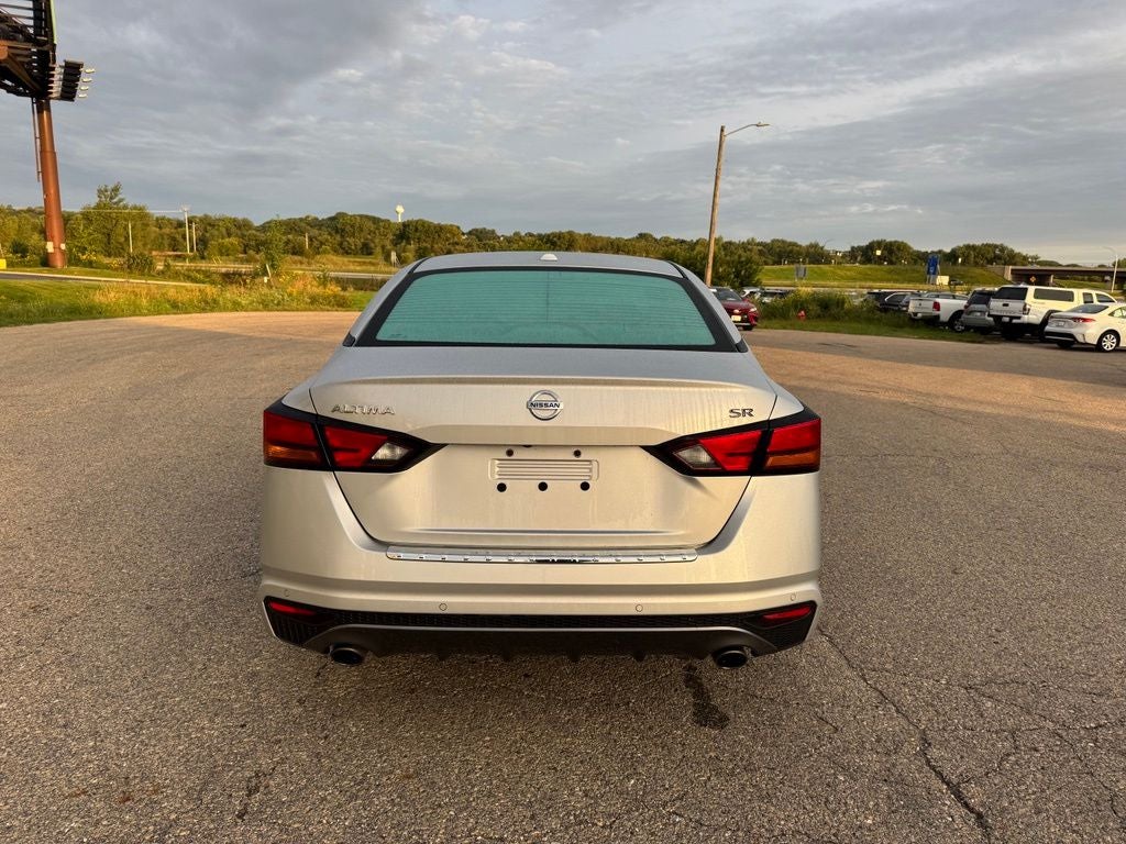 2021 Nissan Altima 2.5 SR FWD