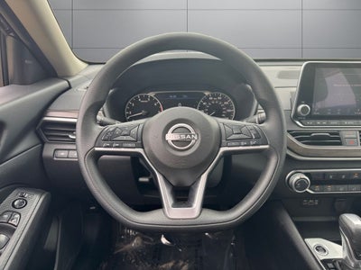 2024 Nissan Altima 2.5 SV FWD