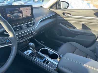 2023 Nissan Altima 2.5 SL FWD