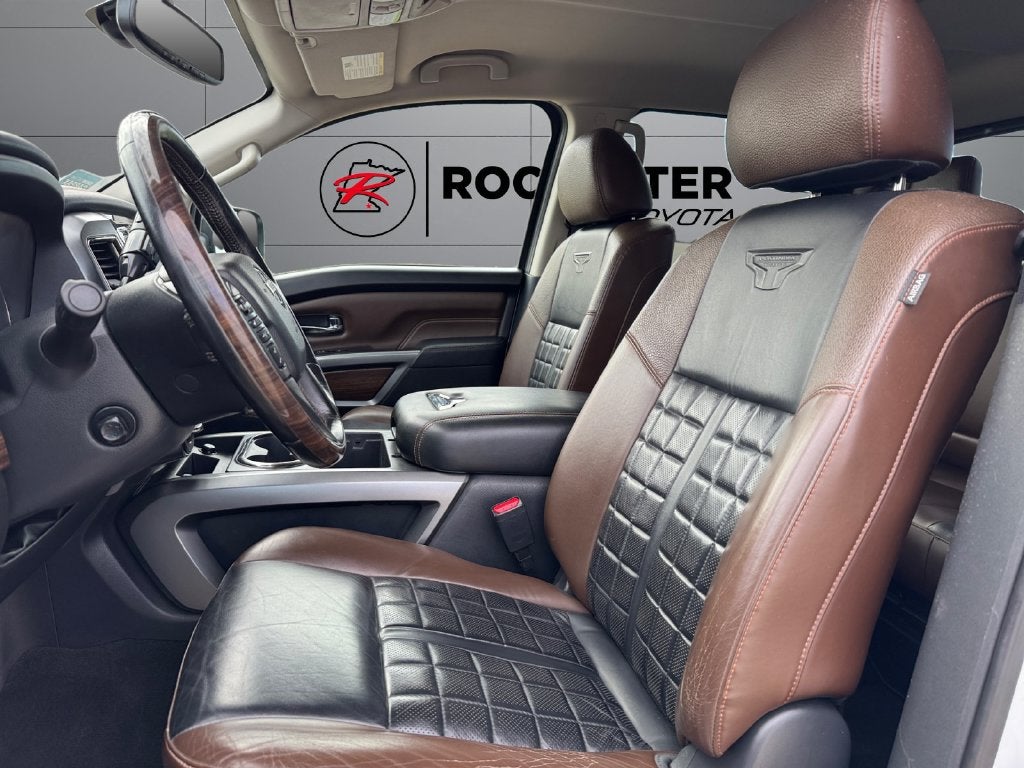2019 Nissan Titan 4WD