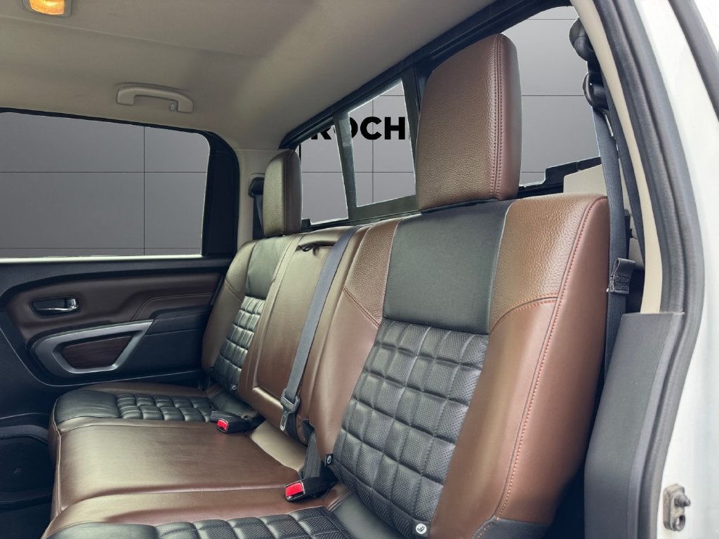 2019 Nissan Titan 4WD