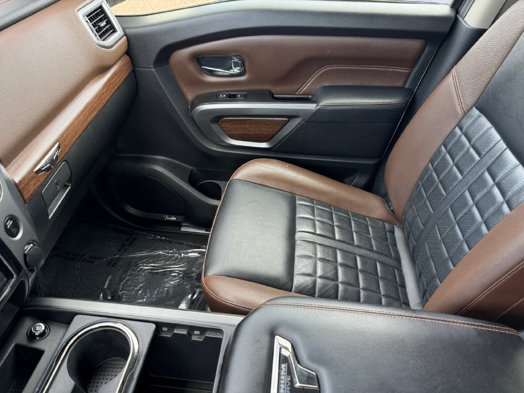 2019 Nissan Titan 4WD