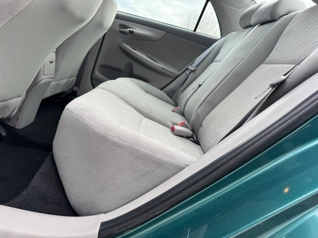 2009 Toyota Corolla LE FWD