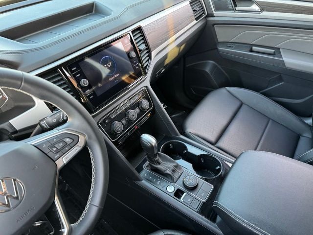 2023 Volkswagen Atlas 3.6L V6 SE w/Technology AWD