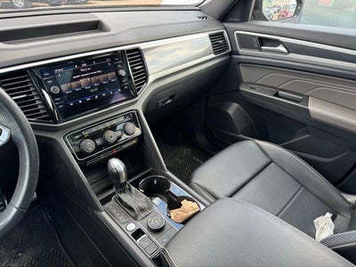 2022 Volkswagen Atlas Cross Sport 2.0T SEL R-Line AWD